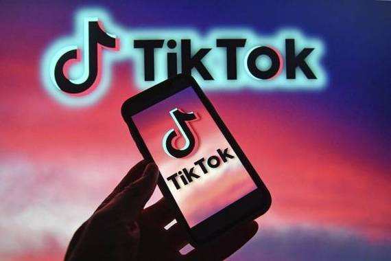 tiktok涨粉一万容易吗,标题：tiktok涨粉一万容易吗!